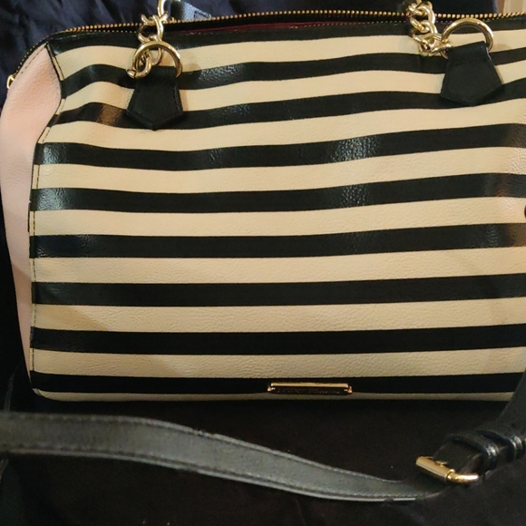 Handbags - Besty Johnson purse